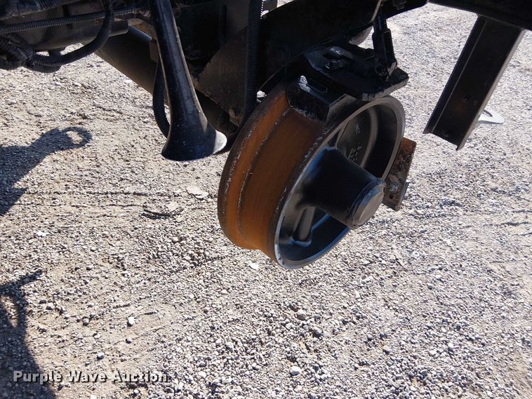 image for item NU9769 2008 International WorkStar 7500 Crew Cab crane truck