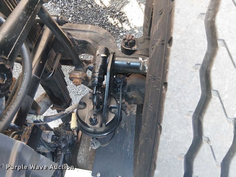 image for item NU9769 2008 International WorkStar 7500 Crew Cab crane truck