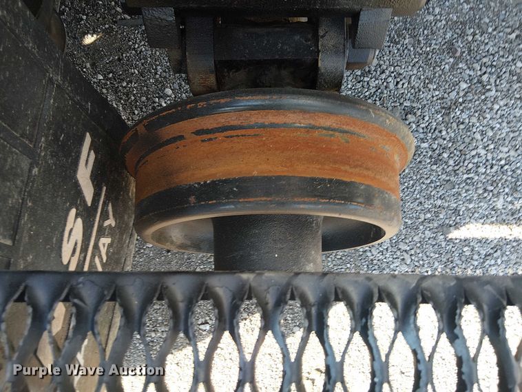 image for item NU9769 2008 International WorkStar 7500 Crew Cab crane truck