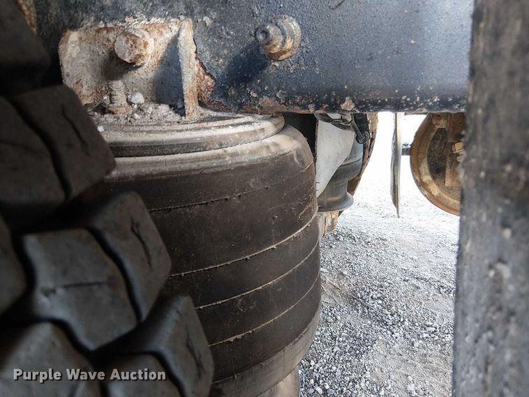 image for item NU9769 2008 International WorkStar 7500 Crew Cab crane truck