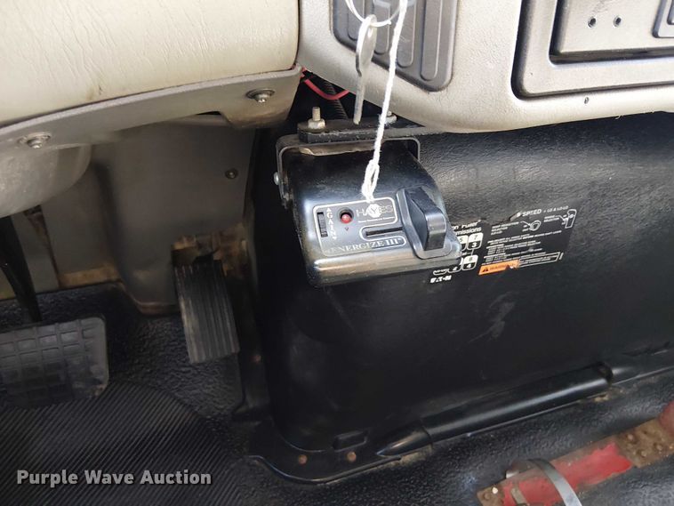 image for item NU9769 2008 International WorkStar 7500 Crew Cab crane truck