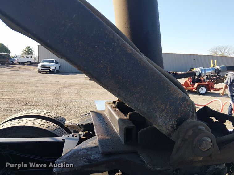 image for item NU9770 2011 Travis Body and Trailer, Inc. end dump trailer