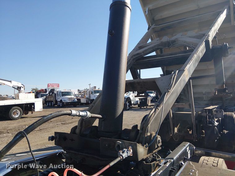 image for item NU9770 2011 Travis Body and Trailer, Inc. end dump trailer