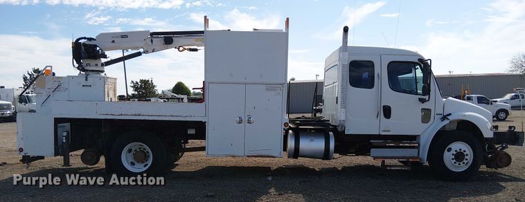 image for item NU9783 2007 Freightliner Business Class M2 Crew Cab crane truck