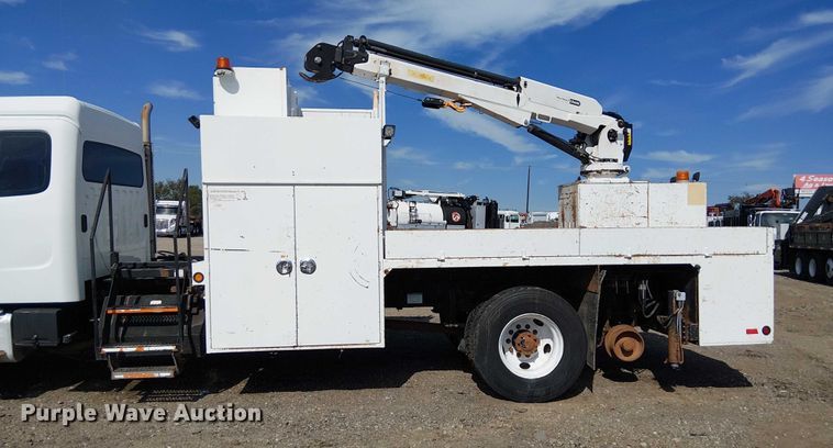 image for item NU9783 2007 Freightliner Business Class M2 Crew Cab crane truck