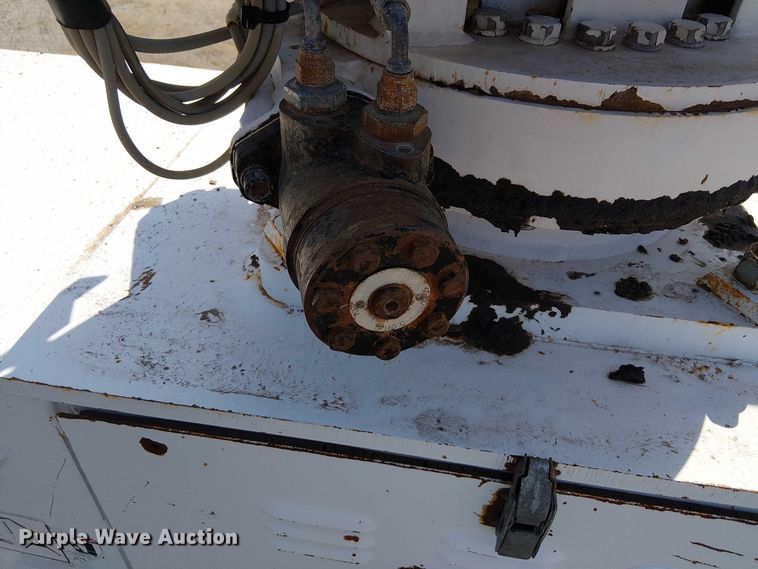 image for item NU9783 2007 Freightliner Business Class M2 Crew Cab crane truck