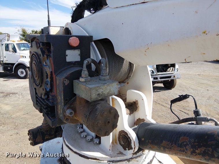 image for item NU9783 2007 Freightliner Business Class M2 Crew Cab crane truck