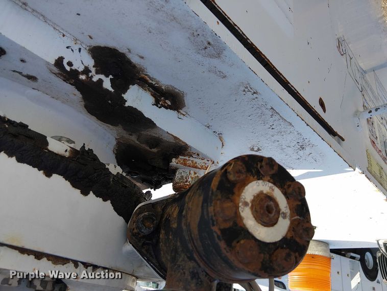 image for item NU9783 2007 Freightliner Business Class M2 Crew Cab crane truck