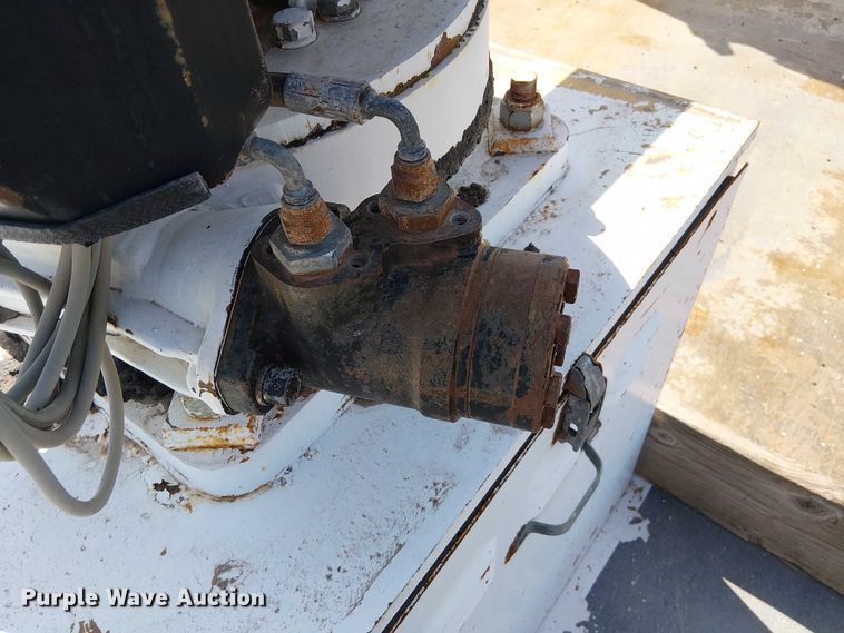 image for item NU9783 2007 Freightliner Business Class M2 Crew Cab crane truck