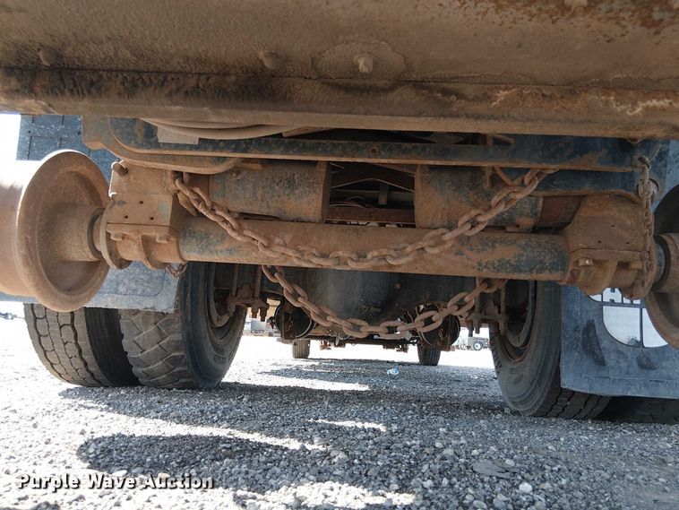 image for item NU9783 2007 Freightliner Business Class M2 Crew Cab crane truck