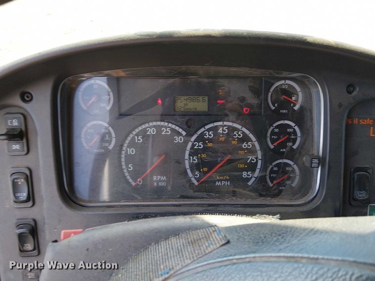 image for item NU9783 2007 Freightliner Business Class M2 Crew Cab crane truck