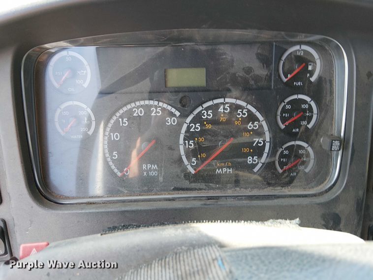 image for item NU9783 2007 Freightliner Business Class M2 Crew Cab crane truck