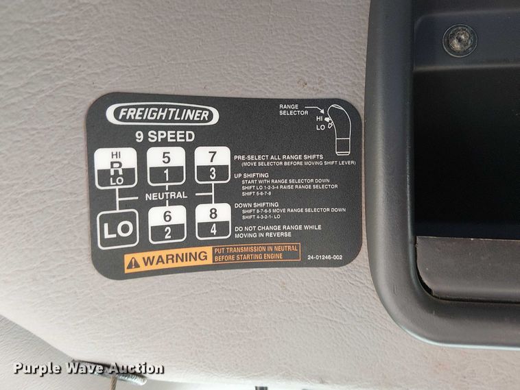 image for item NU9783 2007 Freightliner Business Class M2 Crew Cab crane truck