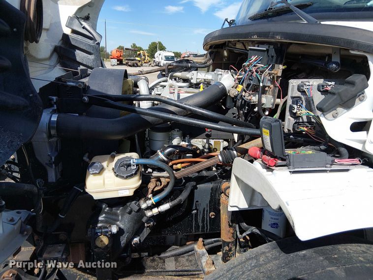 image for item NU9783 2007 Freightliner Business Class M2 Crew Cab crane truck