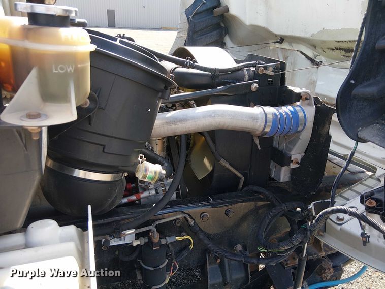 image for item NU9783 2007 Freightliner Business Class M2 Crew Cab crane truck