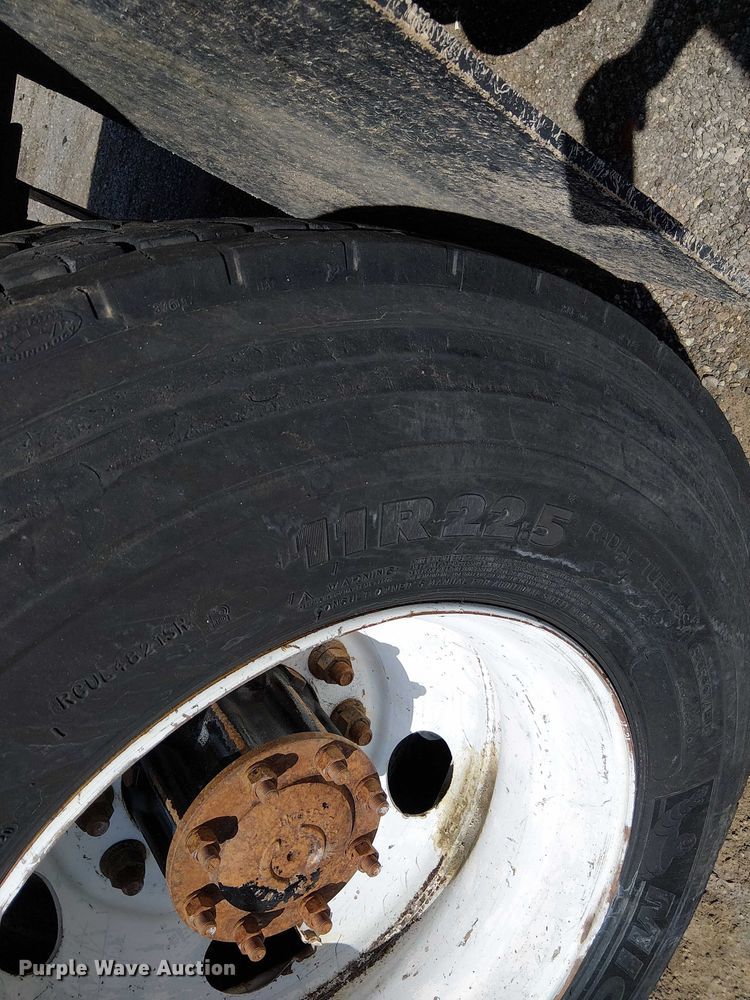 image for item NU9783 2007 Freightliner Business Class M2 Crew Cab crane truck