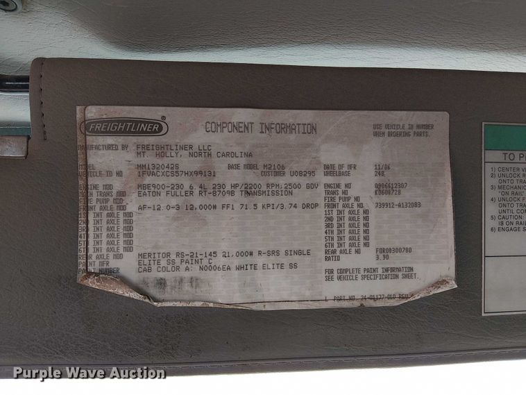 image for item NU9783 2007 Freightliner Business Class M2 Crew Cab crane truck