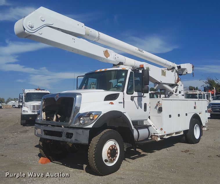 2011 International 7300 Bucket Truck VIN: 1HTWBAAN8BJ391239 Lot: 999320582