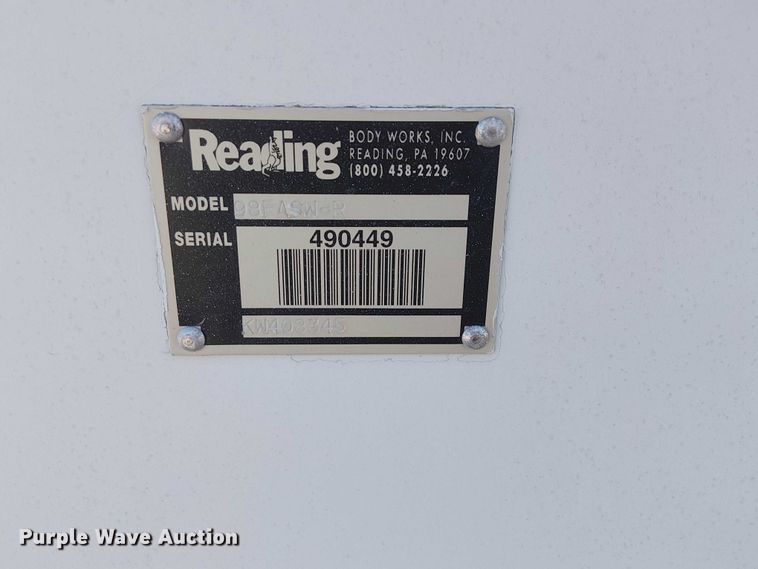 image for item NU9785 2006 Ford F250 Super Duty XLT utility bed pickup truck