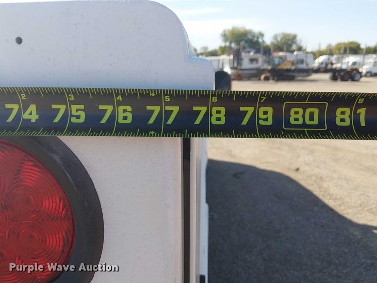 image for item NU9785 2006 Ford F250 Super Duty XLT utility bed pickup truck