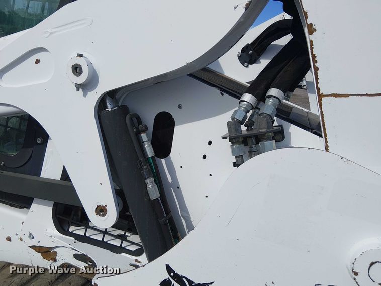 image for item NU9786 2014 Bobcat T650 tracked skid steer loader