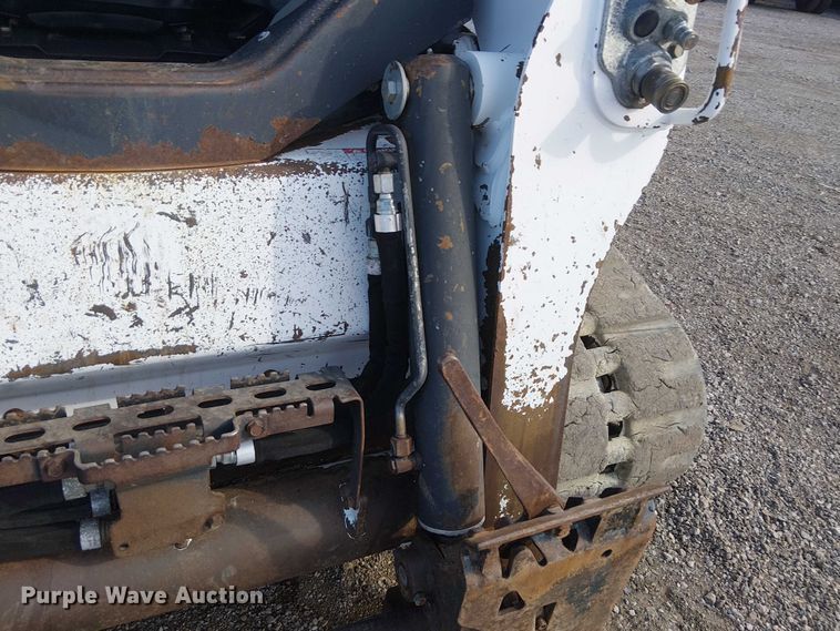 image for item NU9786 2014 Bobcat T650 tracked skid steer loader