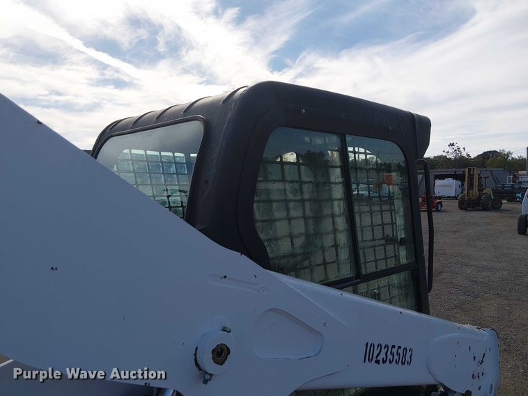 image for item NU9786 2014 Bobcat T650 tracked skid steer loader