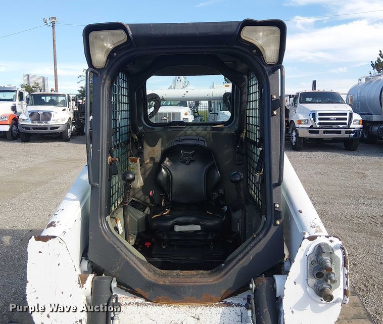 image for item NU9786 2014 Bobcat T650 tracked skid steer loader