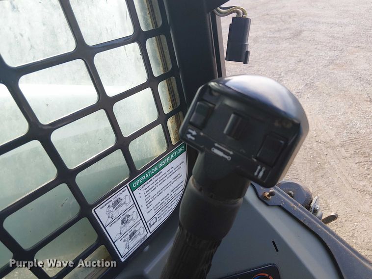 image for item NU9786 2014 Bobcat T650 tracked skid steer loader