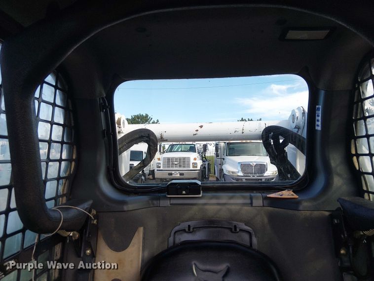 image for item NU9786 2014 Bobcat T650 tracked skid steer loader