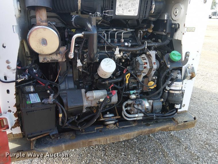 image for item NU9786 2014 Bobcat T650 tracked skid steer loader