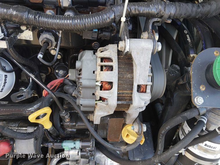 image for item NU9786 2014 Bobcat T650 tracked skid steer loader