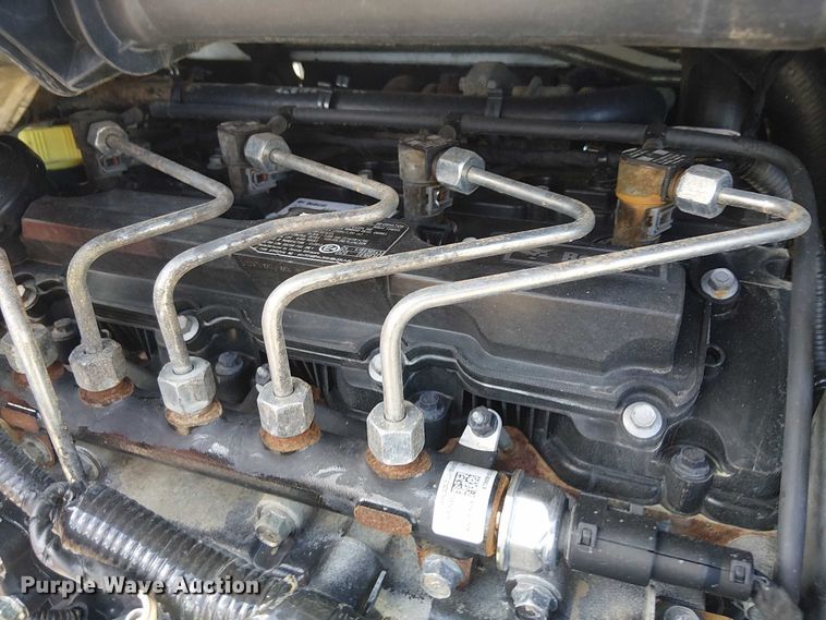 image for item NU9786 2014 Bobcat T650 tracked skid steer loader