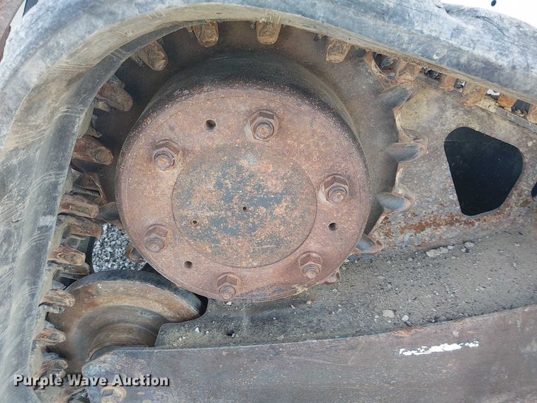 image for item NU9786 2014 Bobcat T650 tracked skid steer loader