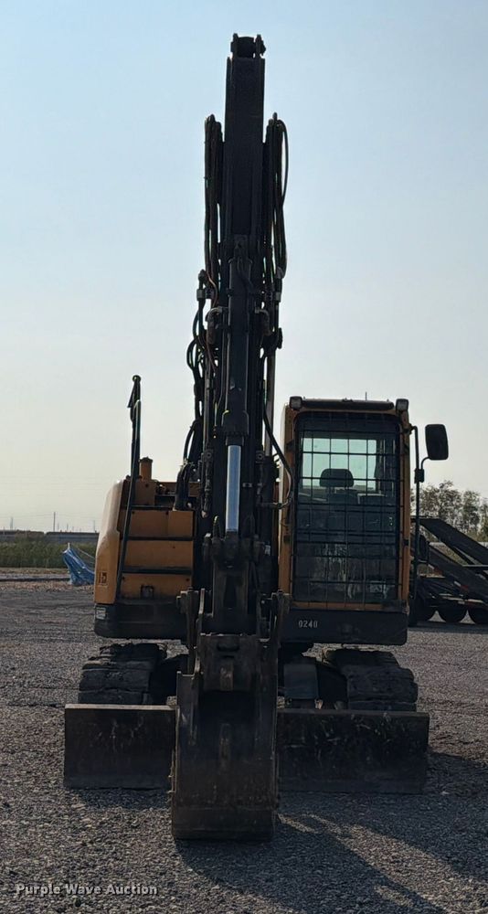 image for item YA0704 2022 Hyundai HX130A LCR excavator