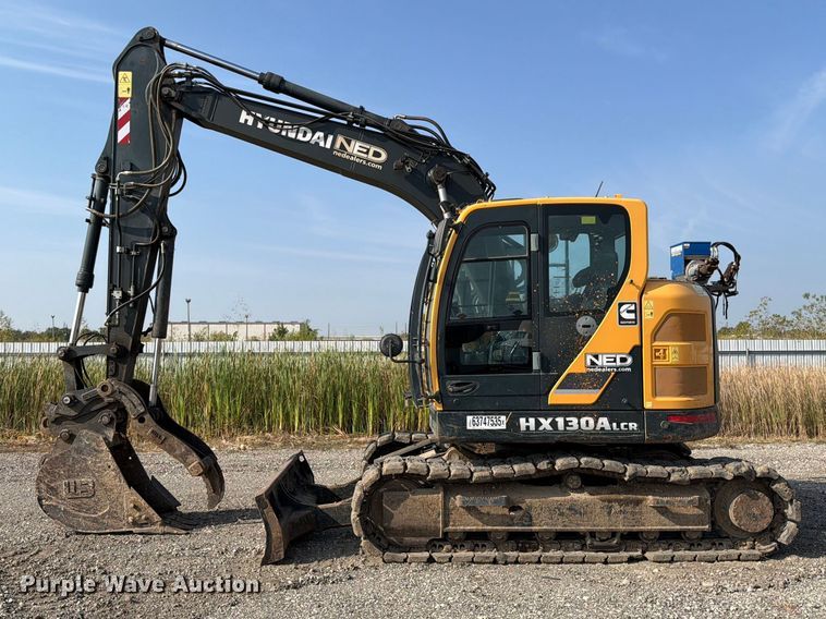 image for item YA0704 2022 Hyundai HX130A LCR excavator