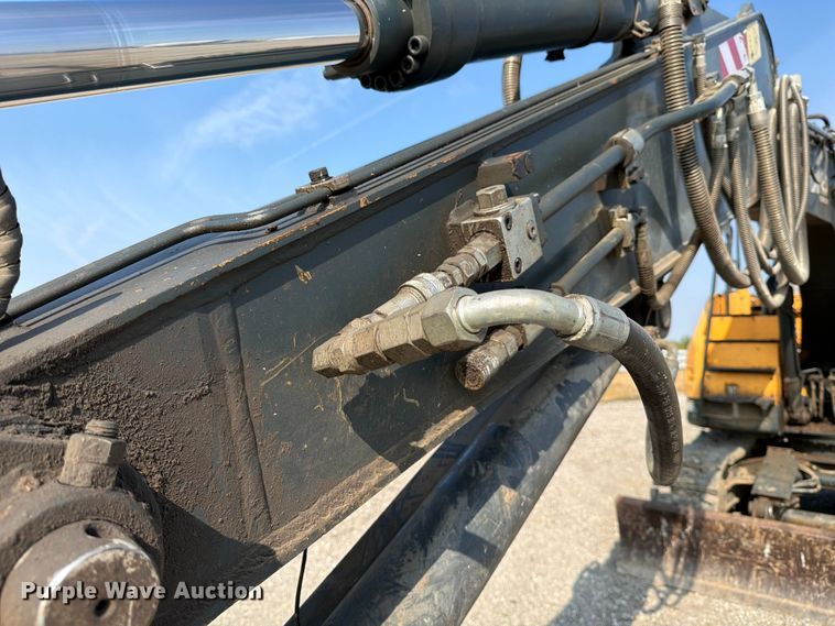 image for item YA0704 2022 Hyundai HX130A LCR excavator