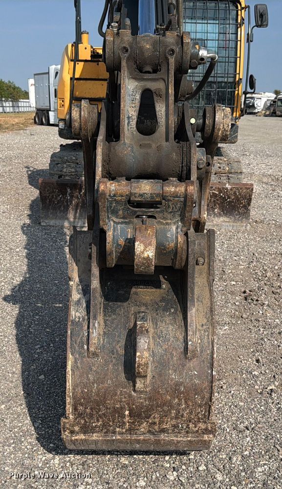 image for item YA0704 2022 Hyundai HX130A LCR excavator