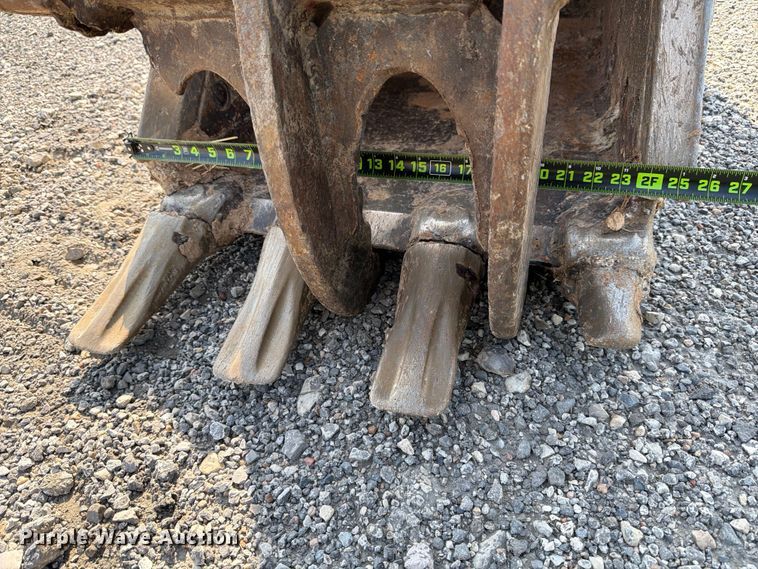 image for item YA0704 2022 Hyundai HX130A LCR excavator