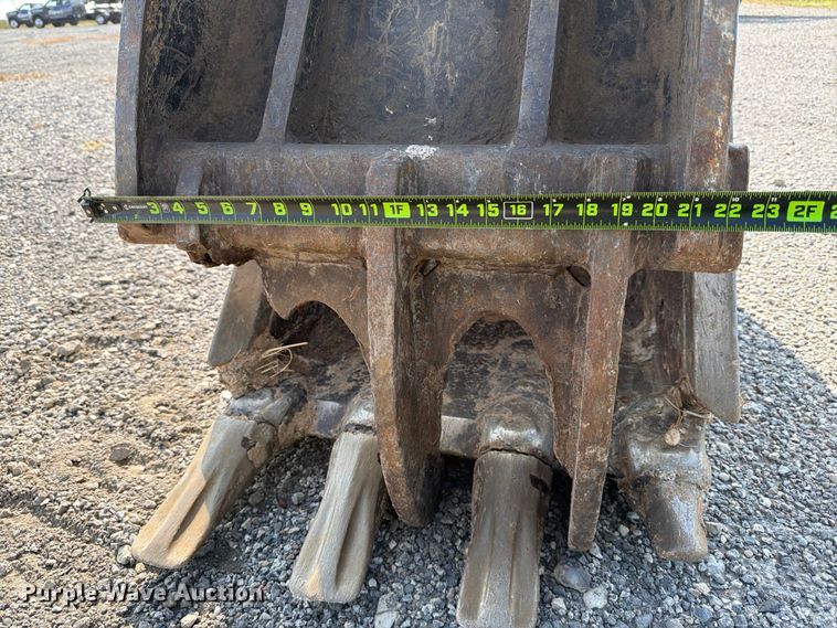 image for item YA0704 2022 Hyundai HX130A LCR excavator