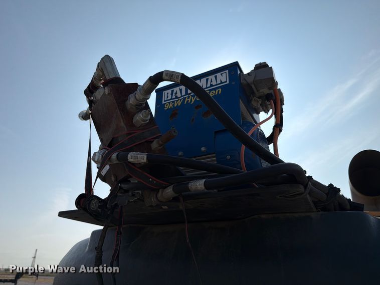 image for item YA0704 2022 Hyundai HX130A LCR excavator