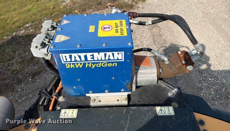 image for item YA0704 2022 Hyundai HX130A LCR excavator