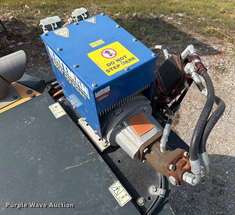 image for item YA0704 2022 Hyundai HX130A LCR excavator