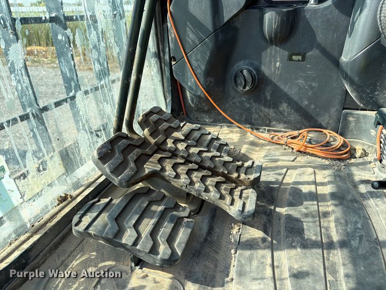 image for item YA0704 2022 Hyundai HX130A LCR excavator