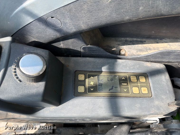 image for item YA0704 2022 Hyundai HX130A LCR excavator