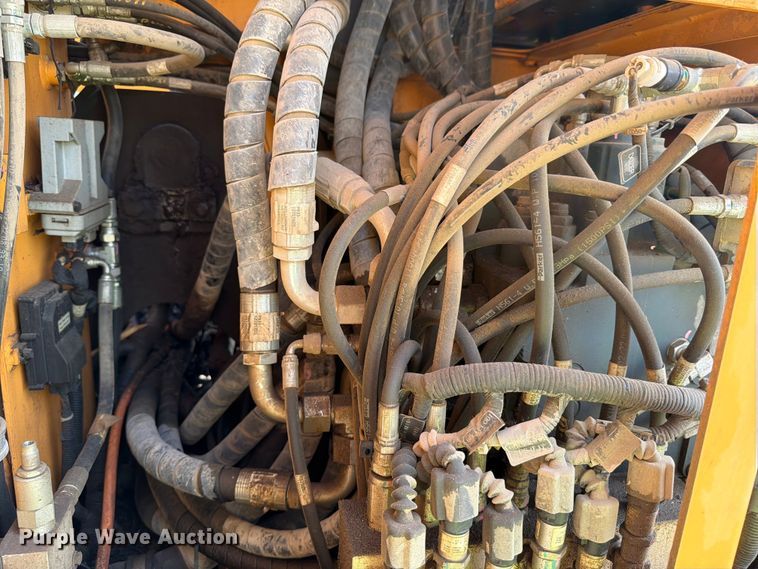 image for item YA0704 2022 Hyundai HX130A LCR excavator