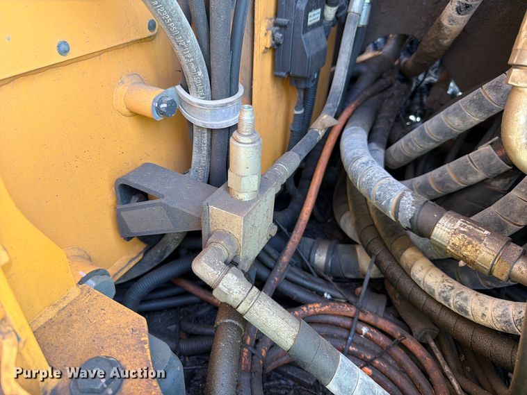 image for item YA0704 2022 Hyundai HX130A LCR excavator