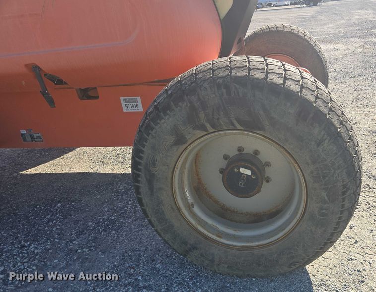 image for item YA1072 2011 JLG 600AJ boom lift