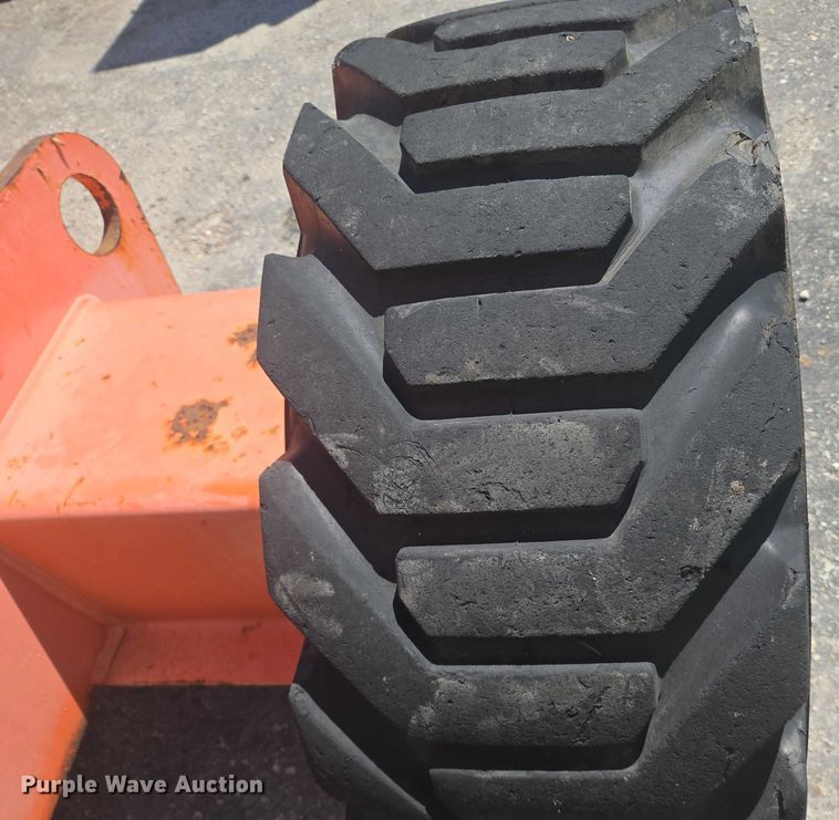 image for item YA1073 2014 JLG 600AJ boom lift