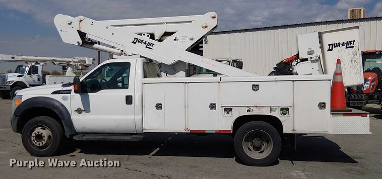 image for item YA1157 2016 Ford F550 Super Duty bucket truck